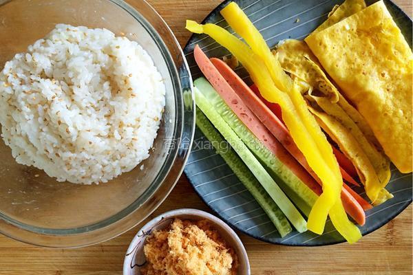 肉松火腿寿司的做法图解7