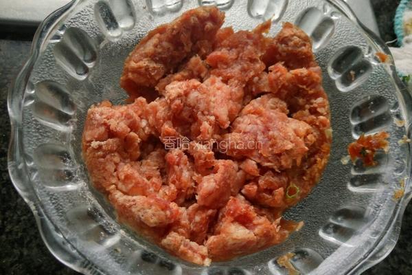 荠菜馅春卷的做法图解3