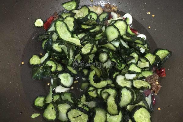 肉末黄瓜干的做法图解5