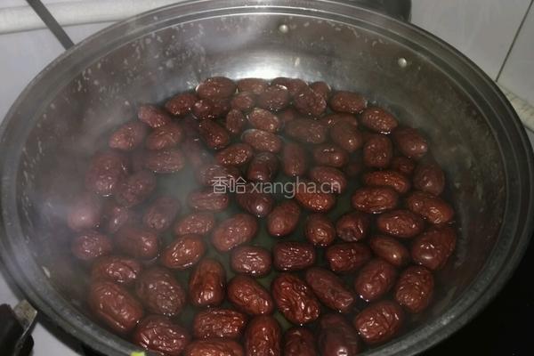 黄米窝窝头的做法图解1