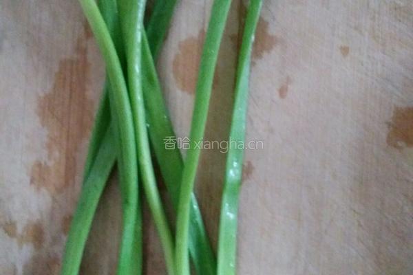 奶酪炒馍块的做法图解3