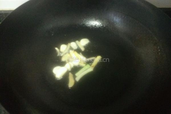 葱姜炒蟹的做法图解4