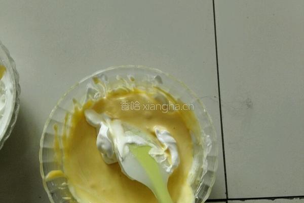 葡萄干肉松蛋糕卷的做法图解8