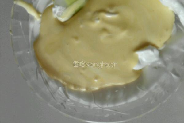葡萄干肉松蛋糕卷的做法图解9