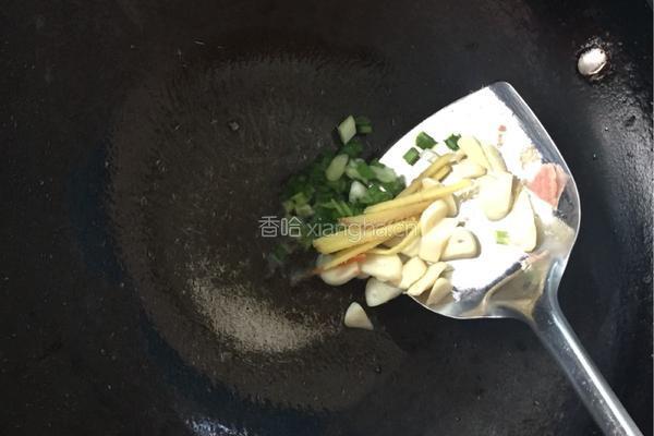 家常炒芹菜的做法图解3