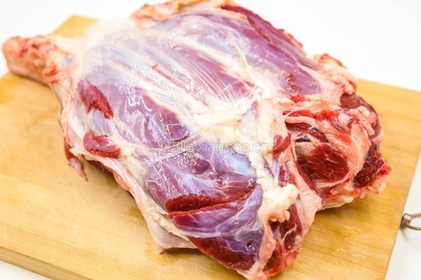 酱牛肉的做法图解1