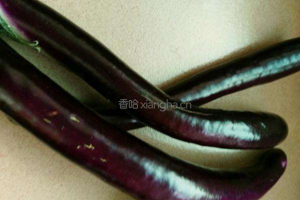 炒茄子的做法图解1