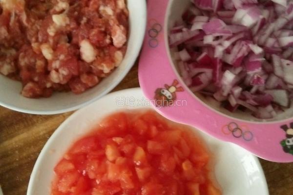 肉酱番茄意面的做法图解1