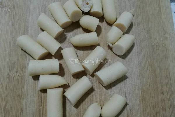 红烩泥肠的做法图解2