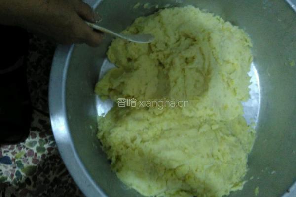 肉丸仔（荷兰薯粿）的做法图解2