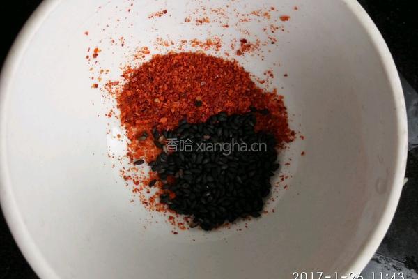 凉拌黄瓜粉丝金针菇的做法图解6