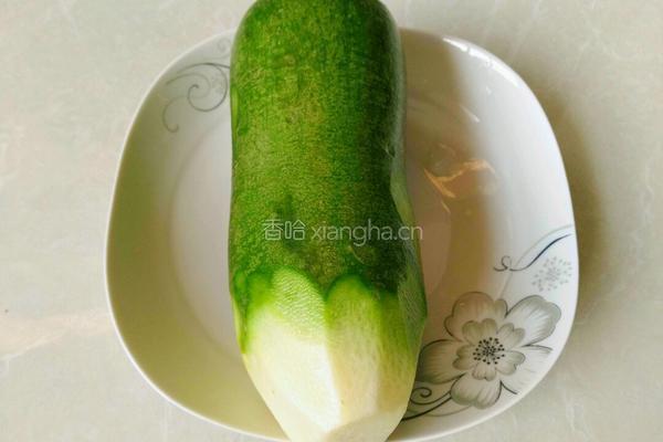 青萝卜猪肉馅的做法图解1
