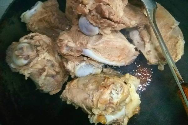 酱大骨头的做法图解6
