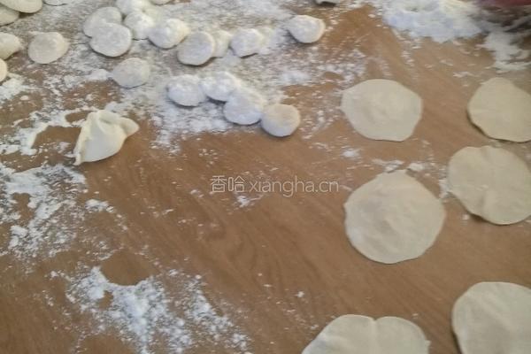 龙虾猪肉馅饺子的做法图解13