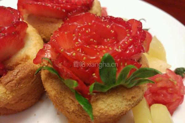 草莓玫瑰纸杯蛋糕的做法图解25