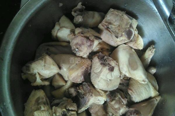 香菇炖鸡的做法图解3