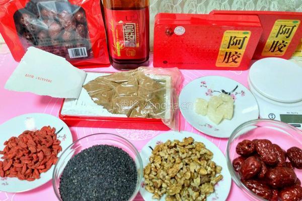 新年自制阿胶固元糕礼盒的做法图解1