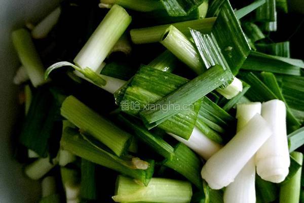 尖椒蒜苗肉丝的做法图解3