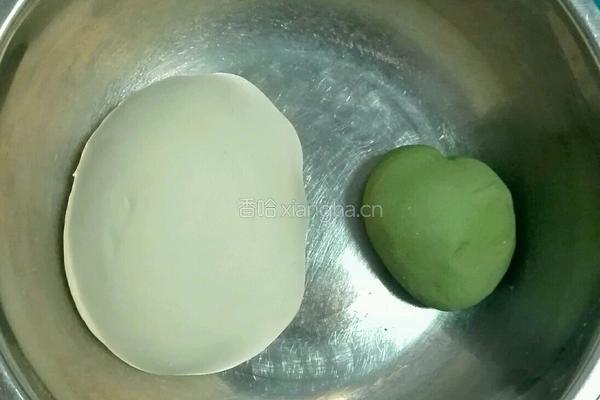 百财水饺的做法图解1