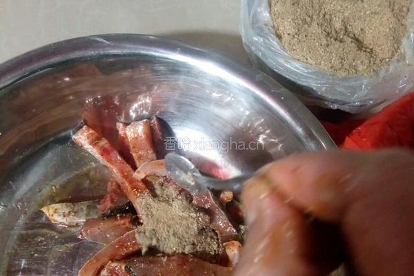达州石梯大河鱼庄蒸鱼的做法图解11