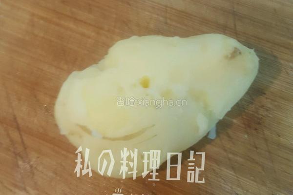 土豆黄瓜红肠色拉的做法图解4