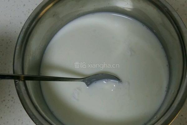 自制美味黄桃酸奶的做法图解5