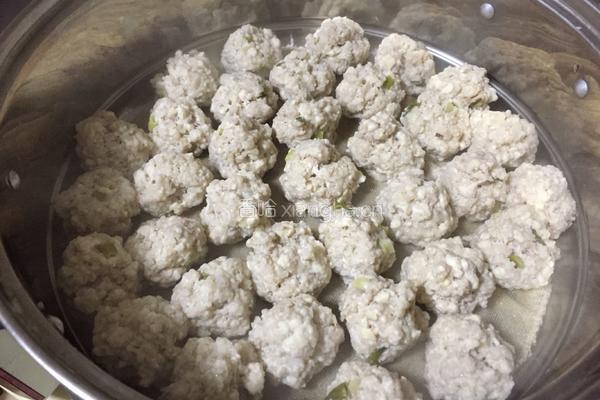 肉丸子蛋燕汤的做法图解6