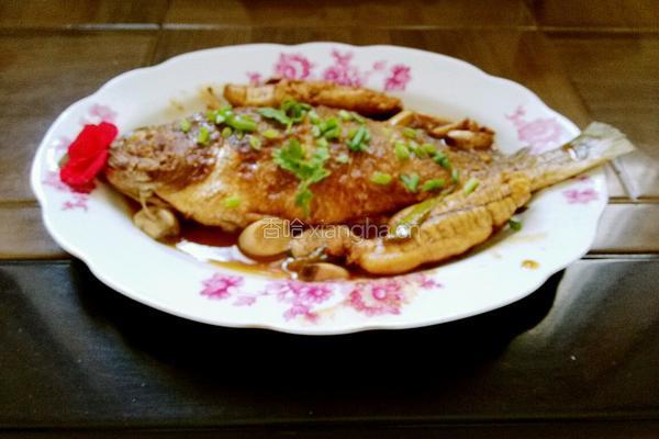红烧深海大黄鱼的做法图解11