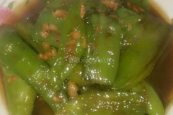 油焖虎皮尖椒的做法图解3