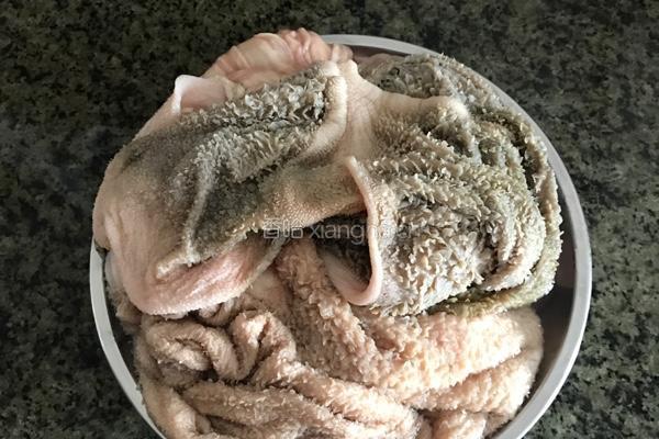 凉拌羊肚的做法图解1