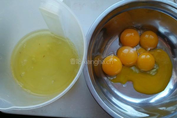 抹茶葡萄干纸杯蛋糕的做法图解1