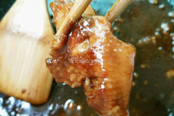 蚝油焖鸡翅的做法图解10