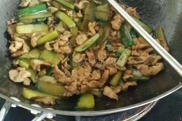 炒肉黄瓜的做法图解5