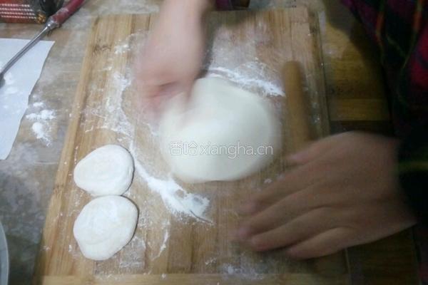 韭菜盒子的做法图解4