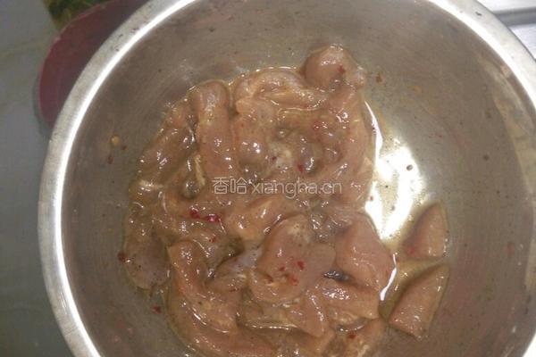 猪里脊小炒荷兰豆的做法图解2
