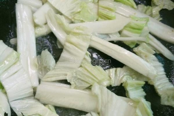 平菇白菜煮面条的做法图解7