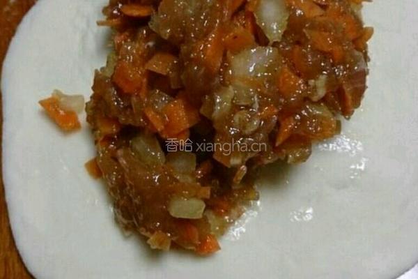 胡萝卜猪肉包子的做法图解2