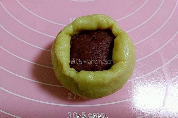 紫薯蛋黄酥的做法图解10
