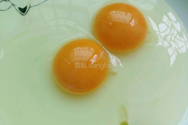 双椒炒蛋的做法图解2