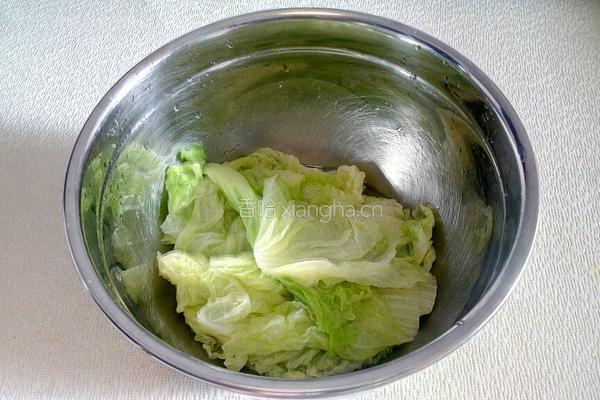 白菜肉卷的做法图解4