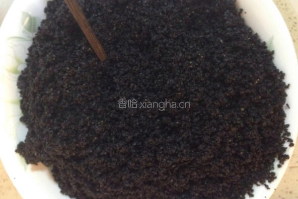 古法九九黑芝麻丸的做法图解1