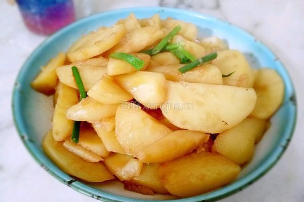 焖马铃薯的做法图解6