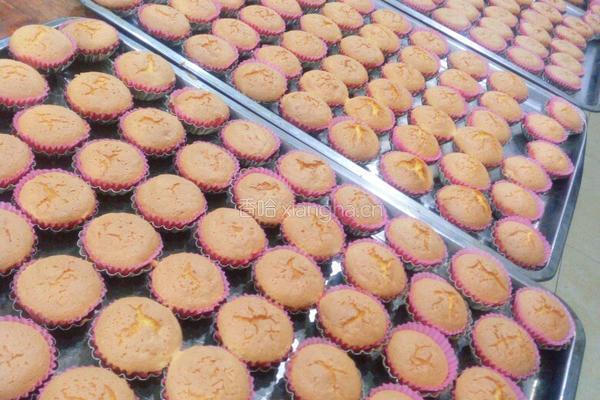 紙杯小蛋糕的做法图解8