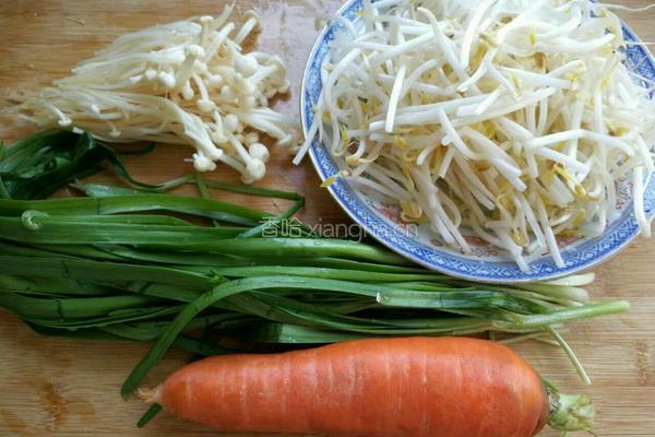 春卷素菜的做法图解1