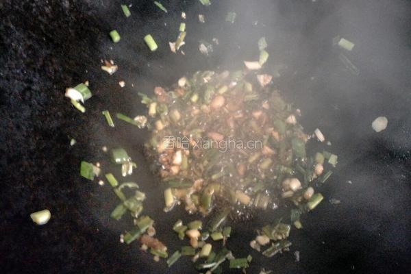 香菜花盖饭的做法图解3
