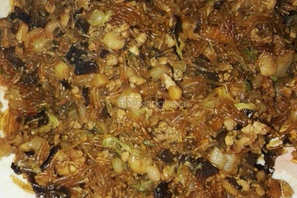 白菜肉米粉丝包的做法图解2