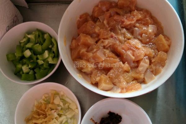 辣子鸡丁的做法图解2