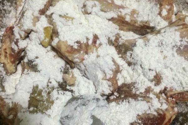 煎焗排骨的做法图解12