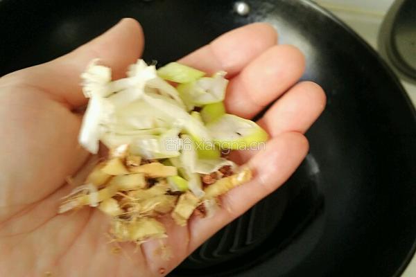 酱焖鲅鱼的做法图解4