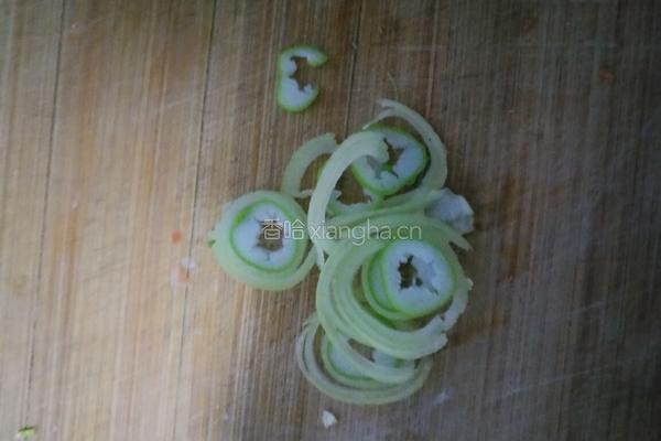 双蔬炒米（芹菜胡萝卜版）的做法图解4